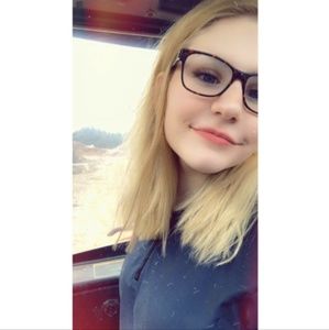 Meet your Posher, Katie